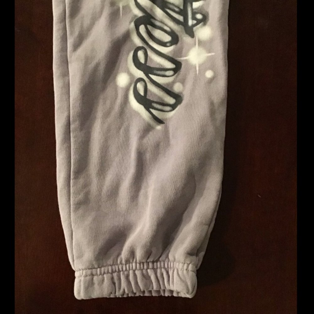 TALENTLESS SIZE MED AIRBRUSHED JOGGERS/SWEATPANTS NWOT - Picture 3 of 8